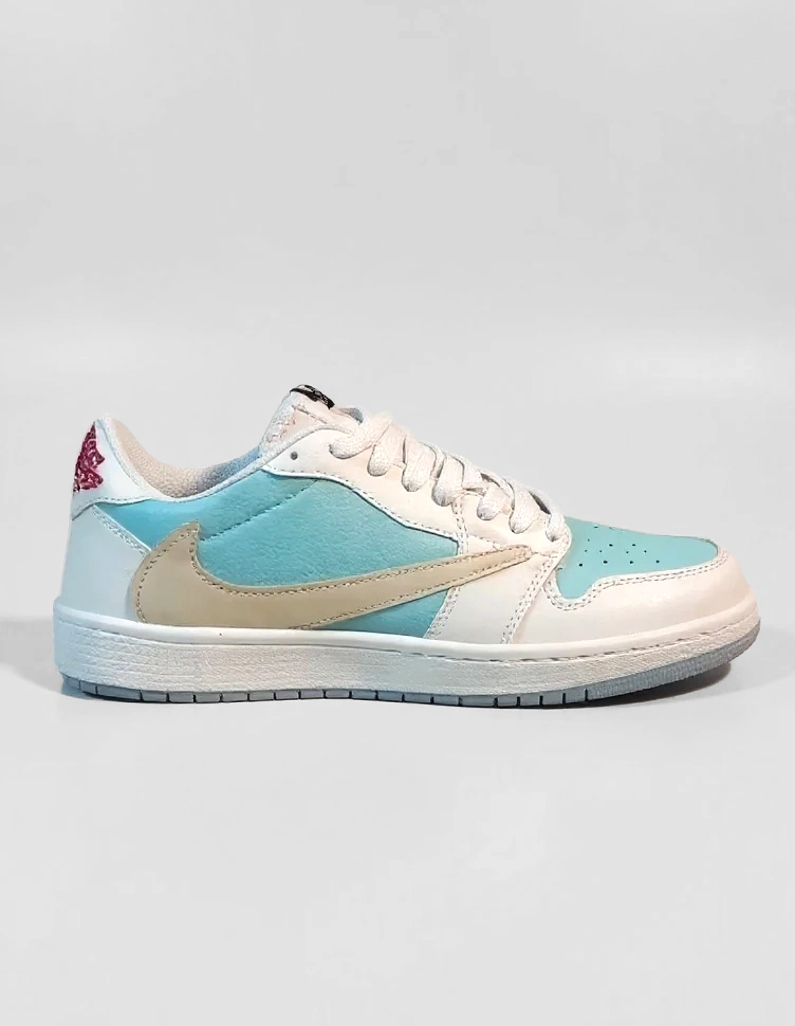 کفش روزانه مردانه نایکی Jordan 1 Low Travis Scott M