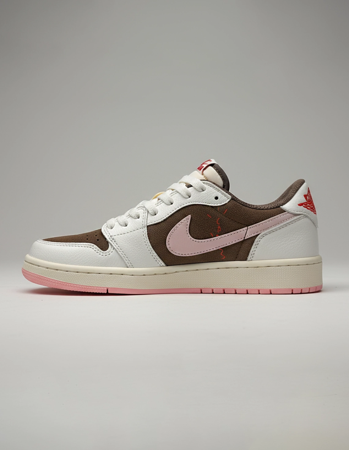 کفش روزانه زنانه نایکی Jordan 1 Low Travis Scott W