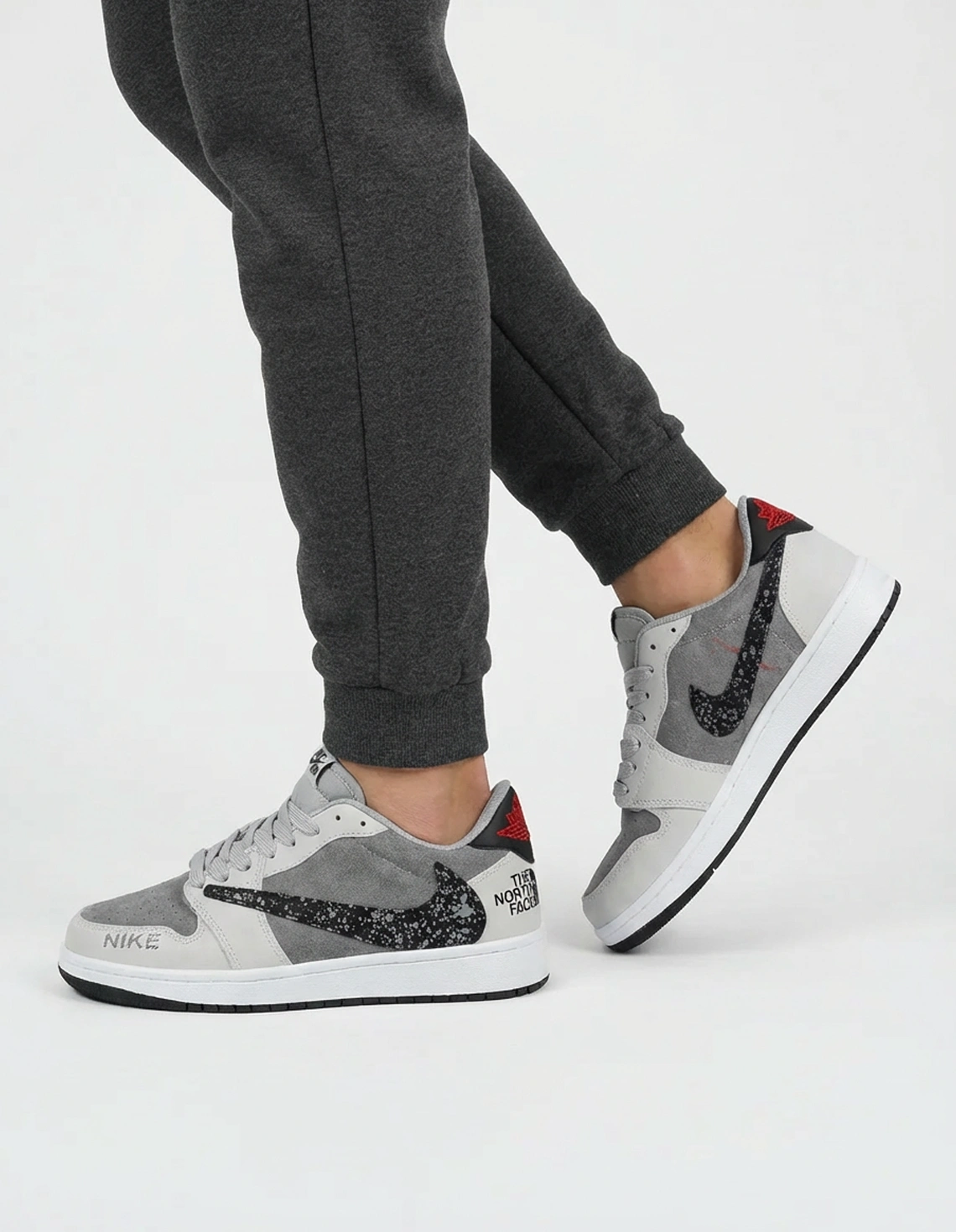 کفش روزانه مردانه نایکی Jordan 1 Low Travis Scott M